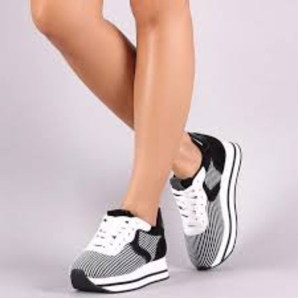 Qupid Black & White Lace Up Platform  Sneakers Size 5